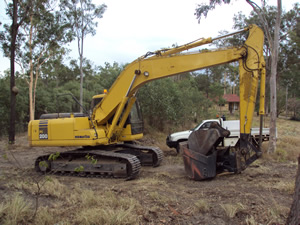 Komatsu PC200 Excavator